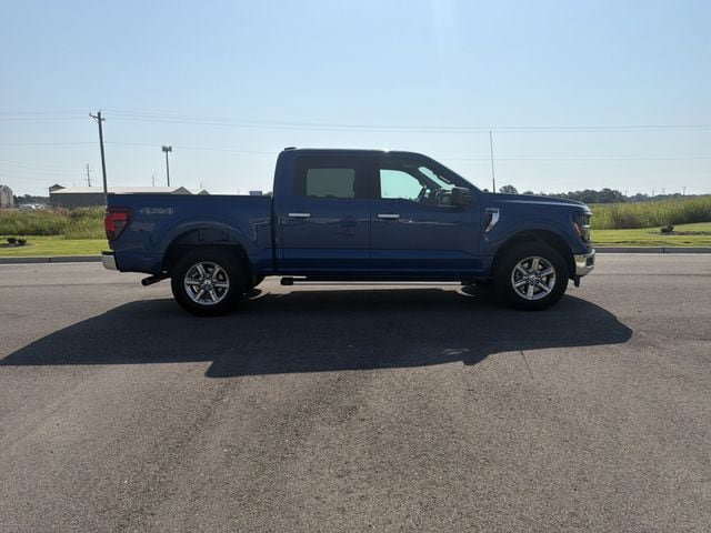 Used 2025 Ford F150 XLT w/ Equipment Group 301A Standard AWD/4WD image 9