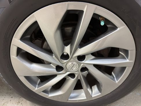 Used 2014 Nissan Rogue SL w/ SL Premium Package image 37