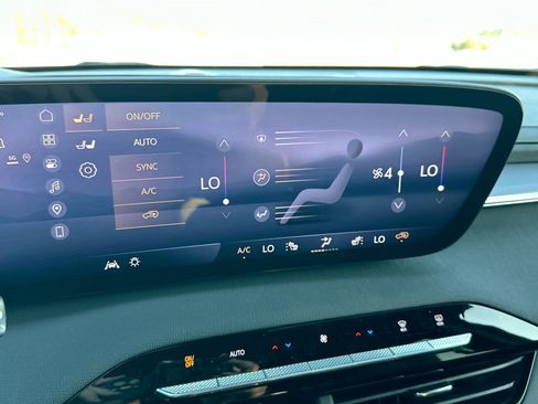 New 2026 Buick Enclave Sport Touring FWD image 19