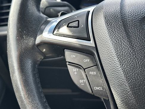 Used 2018 Ford Edge SEL w/ Equipment Group 201A AWD/4WD image 22