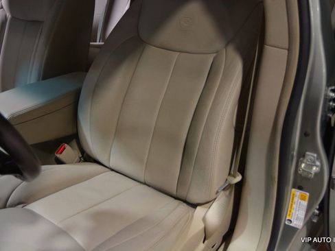 Used 2007 Cadillac DTS Luxury I w/ Trunk Convenience Package image 15