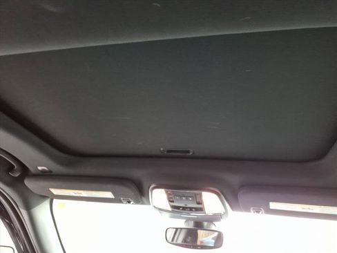 Used 2019 Jeep Grand Cherokee Altitude image 8