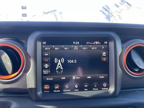 Used 2022 Jeep Gladiator Mojave w/ LED Lighting Group image 16