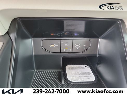 New 2026 Kia Sorento S FWD image 36