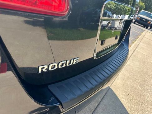 Used 2012 Nissan Rogue SV AWD/4WD image 26