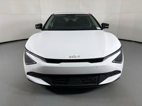 New 2025 Kia EV6 Light image 3