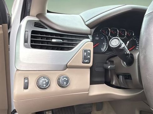 Used 2018 GMC Yukon SLT w/ Open Road Package image 21