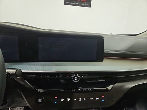 Used 2025 Nissan Murano SL w/ Cargo Package AWD/4WD image 20