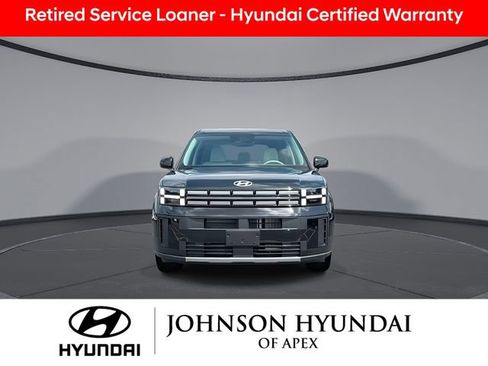 Used 2025 Hyundai Santa Fe SE AWD/4WD image 2