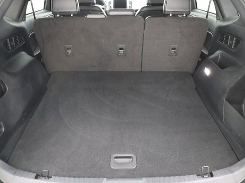 Used 2022 Ford Edge ST-Line image 27