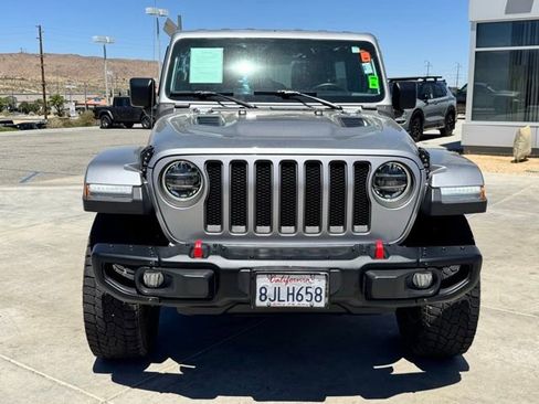 Used 2018 Jeep Wrangler Unlimited Rubicon AWD/4WD image 2