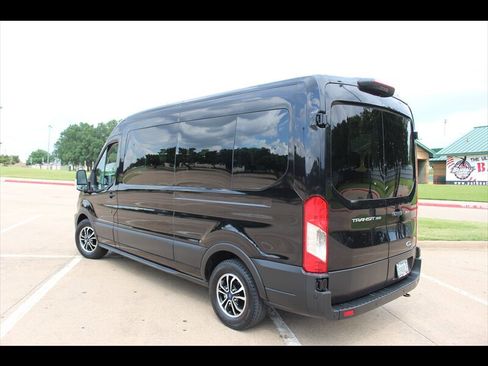Used 2023 Ford Transit 350 XLT RWD image 3