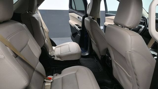 Used 2021 Ford Explorer Limited AWD/4WD image 13