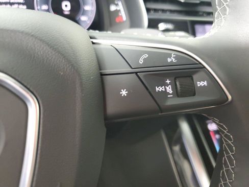 Used 2025 Audi Q8 Premium w/ Black Optic Package AWD/4WD image 26
