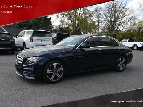 Used 2018 Mercedes-Benz E 300 4MATIC w/ Premium 1 Package image 1