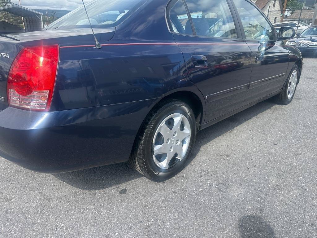 Used 2005 Hyundai Elantra GLS FWD image 28