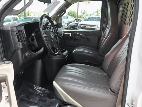 Used 2022 Chevrolet Express 2500 w/ Communications Package image 19