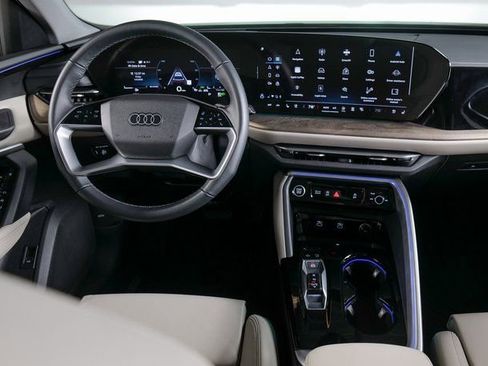 Certified 2025 Audi Q5 Premium Plus w/ Premium Plus image 13