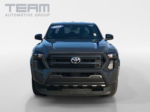 Used 2025 Toyota Tacoma SR image 2