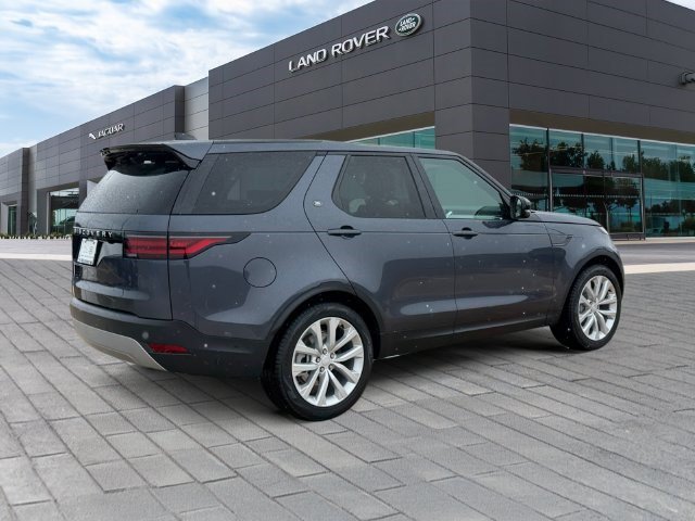 New 2026 Land Rover Discovery S AWD/4WD image 5