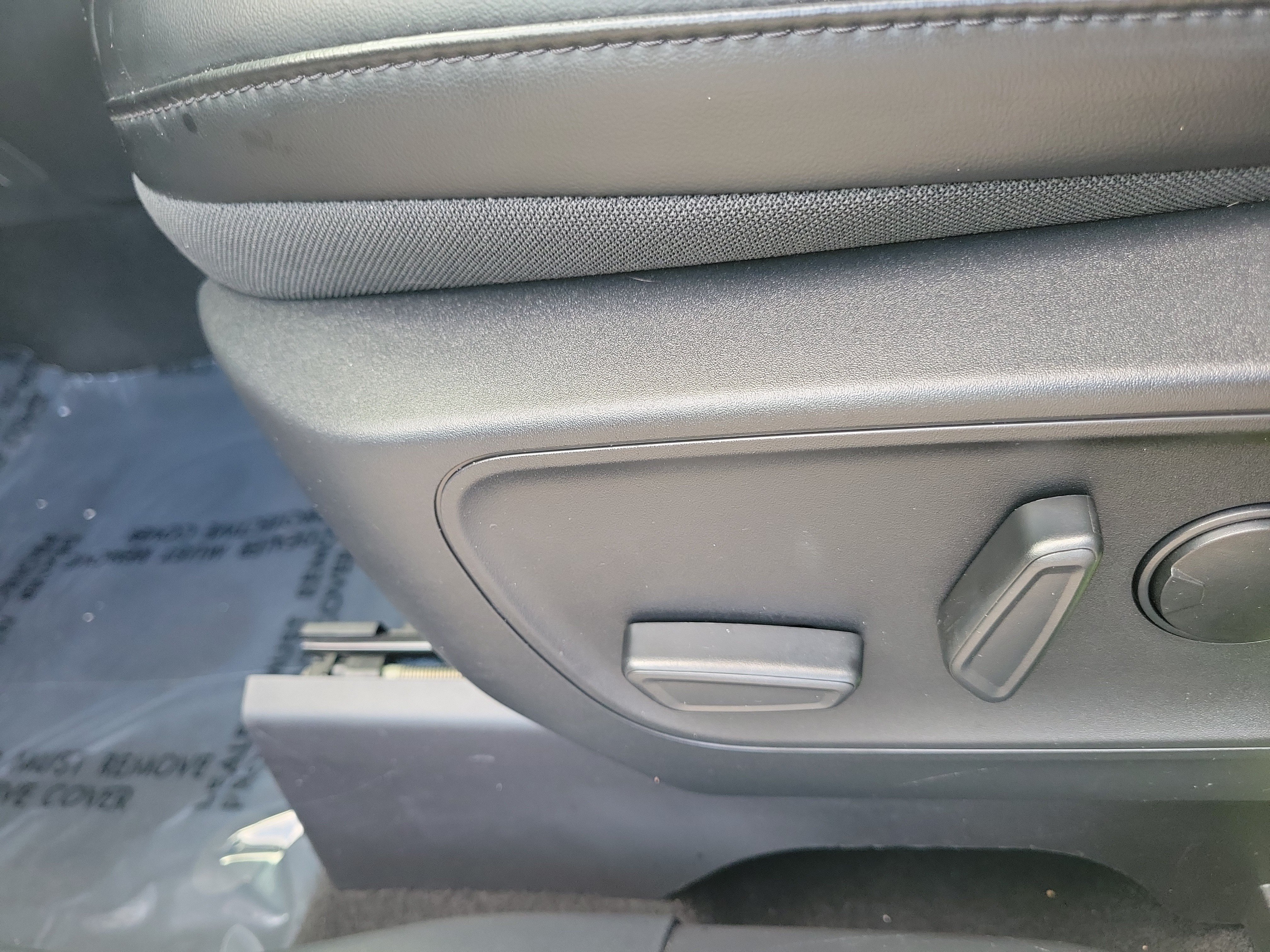 Used 2024 Ford Escape ST-Line w/ Tech Pack #1 FWD image 14