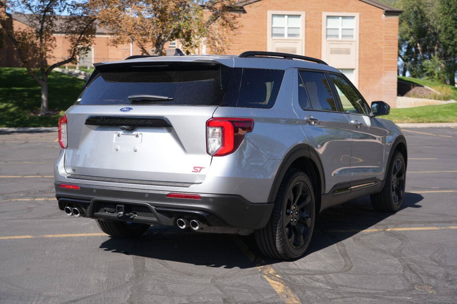 Used 2021 Ford Explorer ST w/ Equipment Group 401A AWD/4WD image 5