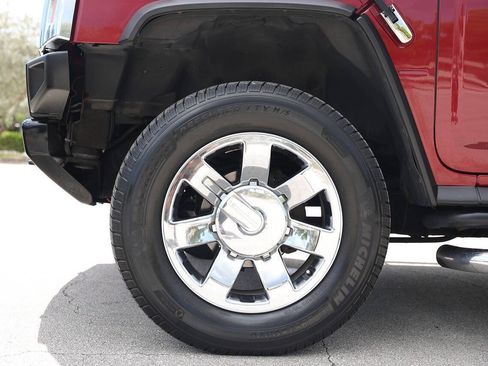 Used 2005 HUMMER H2 w/ Preferred Equipment Group AWD/4WD image 26