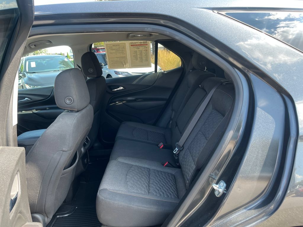 Used 2018 Chevrolet Equinox LT FWD image 28