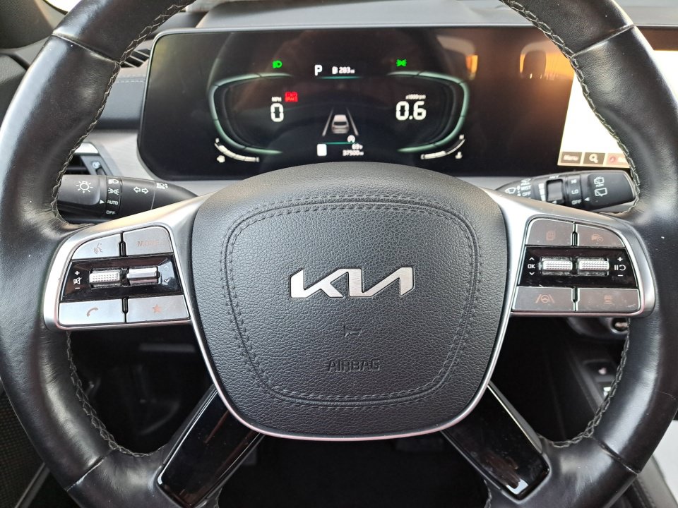 Used 2023 Kia Telluride EX X-Line AWD/4WD image 27