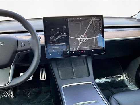 Used 2021 Tesla Model 3 Performance image 6