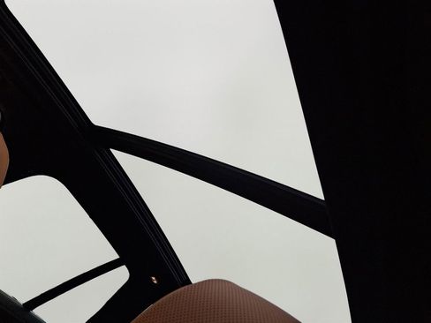 Used 2024 BMW X5 xDrive40i w/ Premium Package image 14