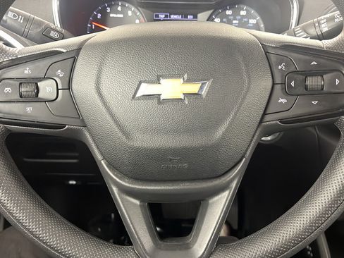 Used 2023 Chevrolet TrailBlazer LT AWD/4WD image 25