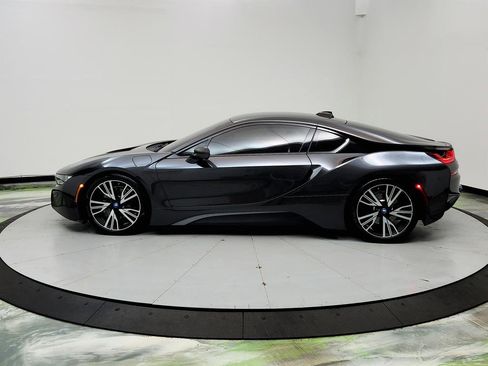 Used 2016 BMW i8 image 8