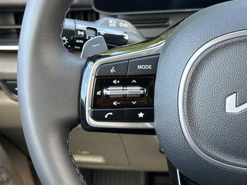 New 2026 Kia Carnival SX FWD image 30