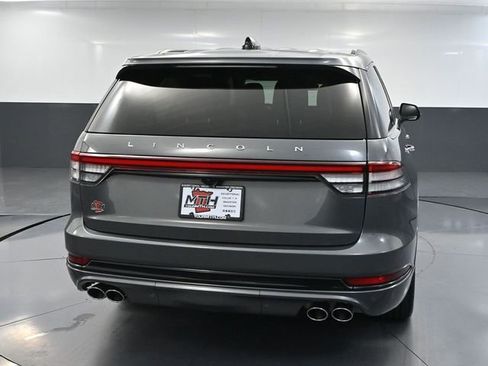 Used 2025 Lincoln Aviator Reserve w/ Jet Appearance Package image 7