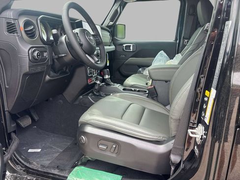 New 2026 Jeep Gladiator Mojave AWD/4WD image 5