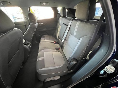 Used 2025 Chevrolet Blazer LT AWD/4WD image 24
