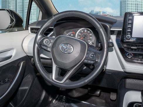 Used 2022 Toyota Corolla SE image 20