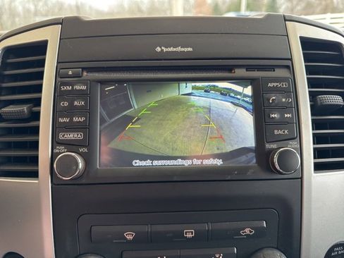 Used 2015 Nissan Xterra PRO-4X w/ Pro-4x Leather Package image 22