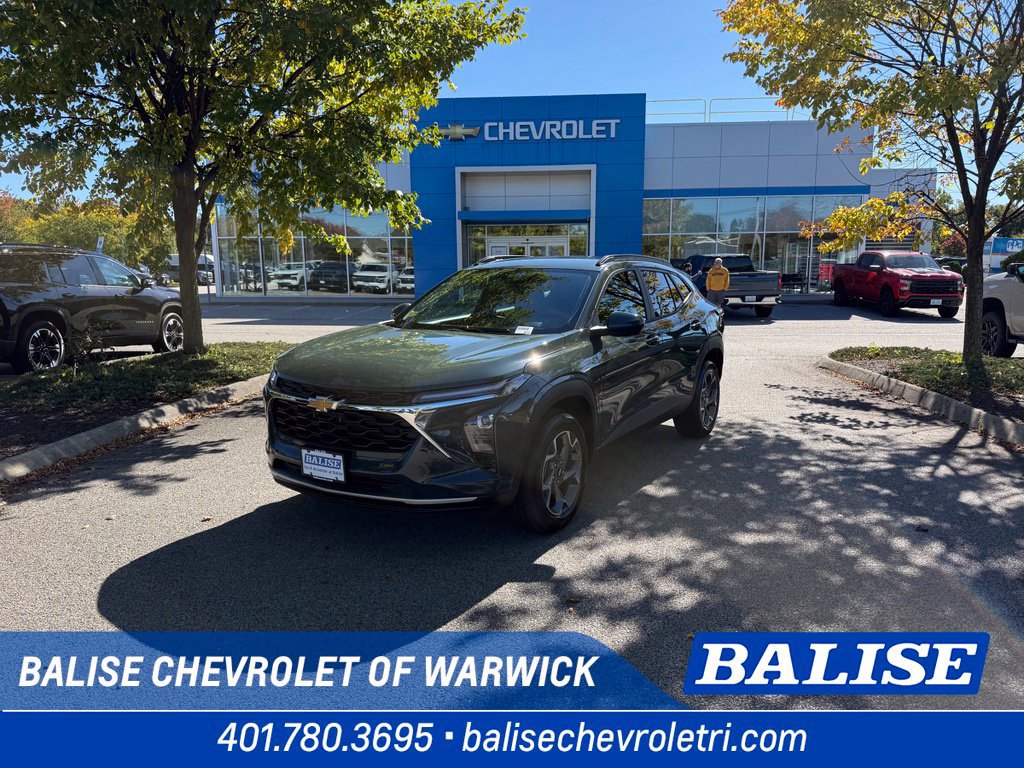 Used 2026 Chevrolet Trax LT w/ LT Convenience Package FWD image 1