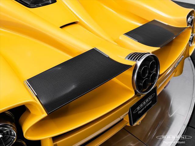Used 2024 Pagani Utopia RWD image 31