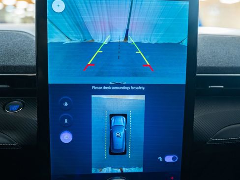 Certified 2025 Ford Mustang Mach-E Premium image 45