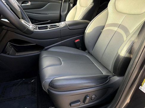 Used 2023 Hyundai Santa Fe SEL w/ Premium Package image 9