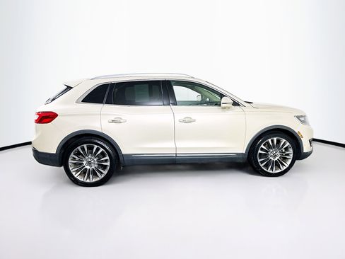 Used 2016 Lincoln MKX Reserve w/ Luxury Package image 10