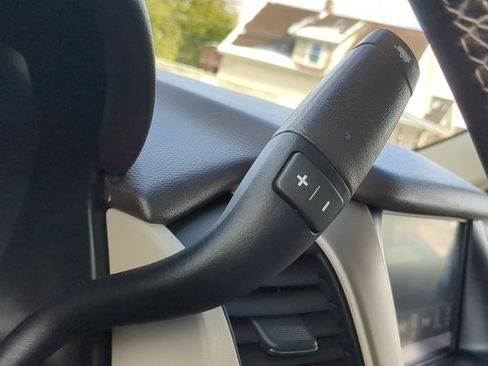 Used 2018 GMC Yukon Denali w/ Denali Ultimate Package image 35