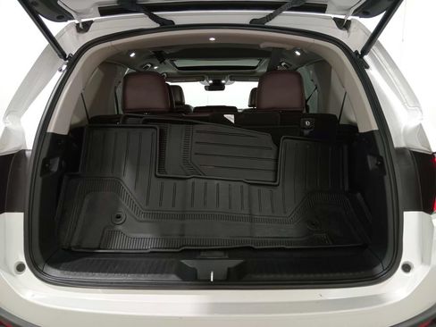 Used 2024 Honda Pilot Elite image 5