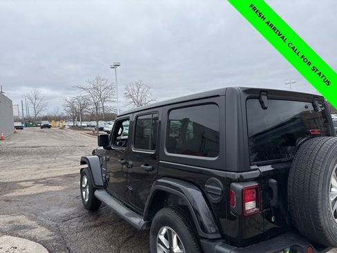 Used 2019 Jeep Wrangler Unlimited Sahara image 6