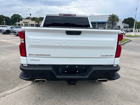 Used 2021 Chevrolet Silverado 1500 Custom Trail Boss w/ Safety Confidence Package AWD/4WD image 7