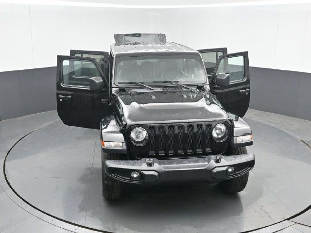 Used 2020 Jeep Wrangler Unlimited Sahara AWD/4WD image 45