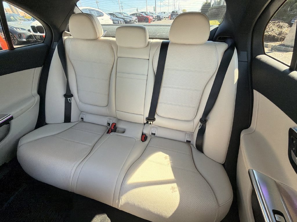 Used 2022 Mercedes-Benz C 300 4MATIC Sedan image 21